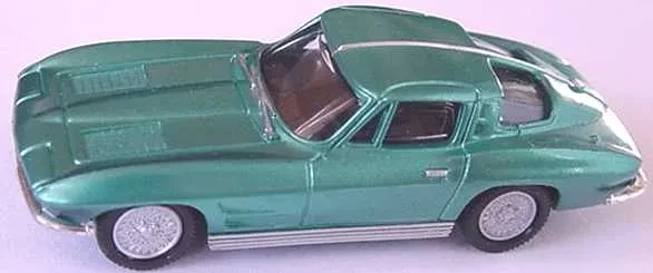 Herpa 1963 Chevrolet Corvette Stingray Metallic Green 2‑Door HO