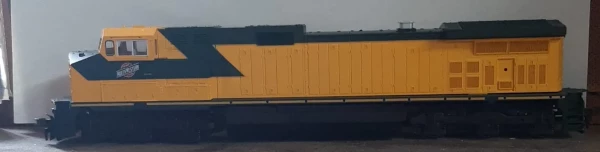 Kato American Railways Chicago & North Western Dash 9-44CW Diesel Locomotive H0