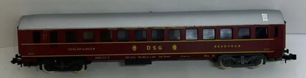 Lima PRE-OWNED German Railways DSG Sleeper Coach N