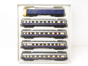 Liliput PRE-OWNED German Railway RHEINGOLD Coach Set H0 