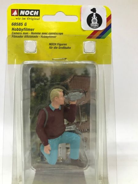 Noch Camera Man G scale