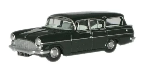 Oxford Diecast 1960–1962 Imperial Green Vauxhall Cresta Friary Estate 1/76