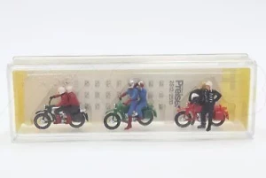 Preiser Original Motorcyclist Couples HO 1:90