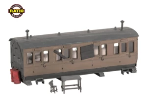 Ratio Trackside GROUNDED COACH BODY Kit OO / HO